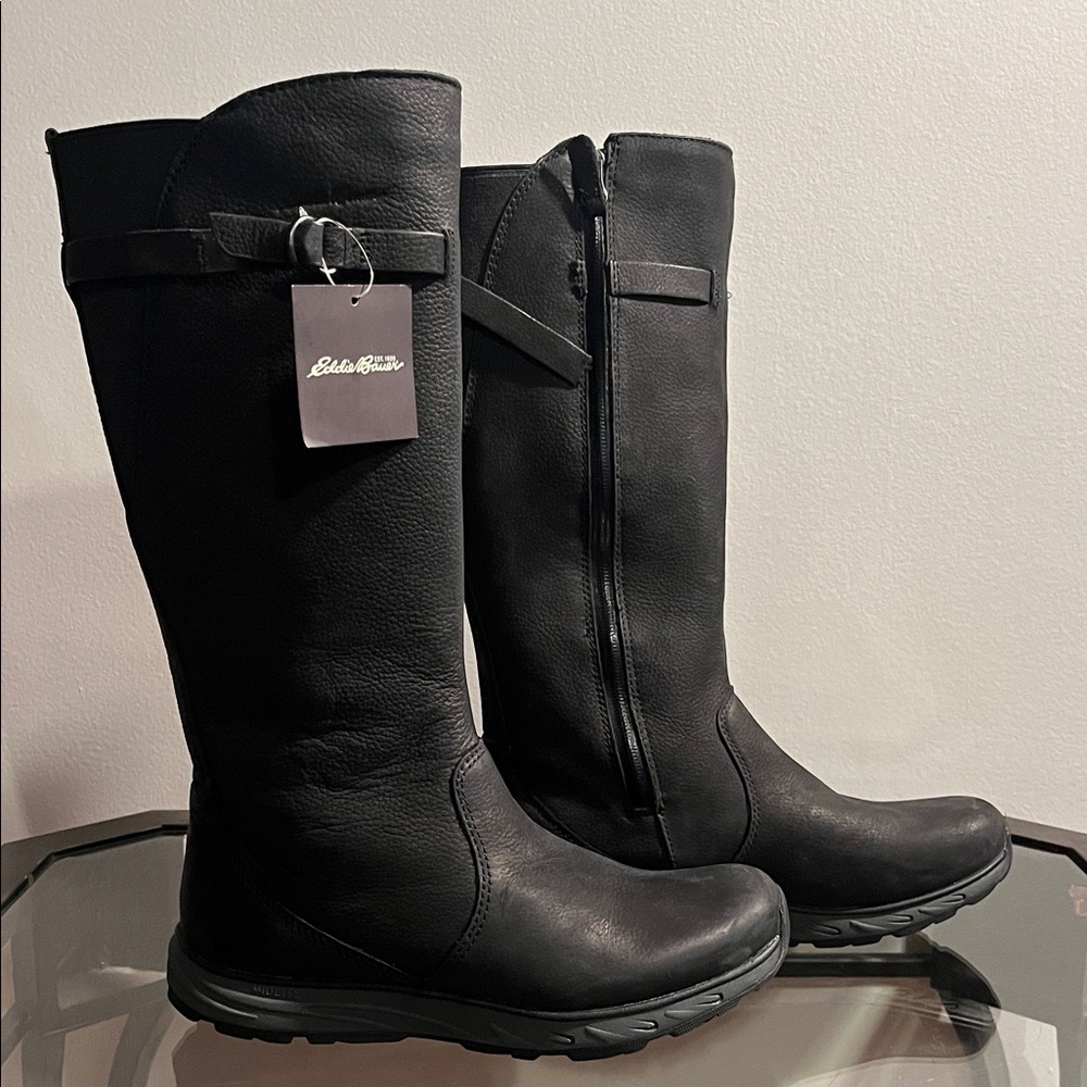 New with Tag size 8.5 Eddie Bauer Lodge Boots Leather waterproof